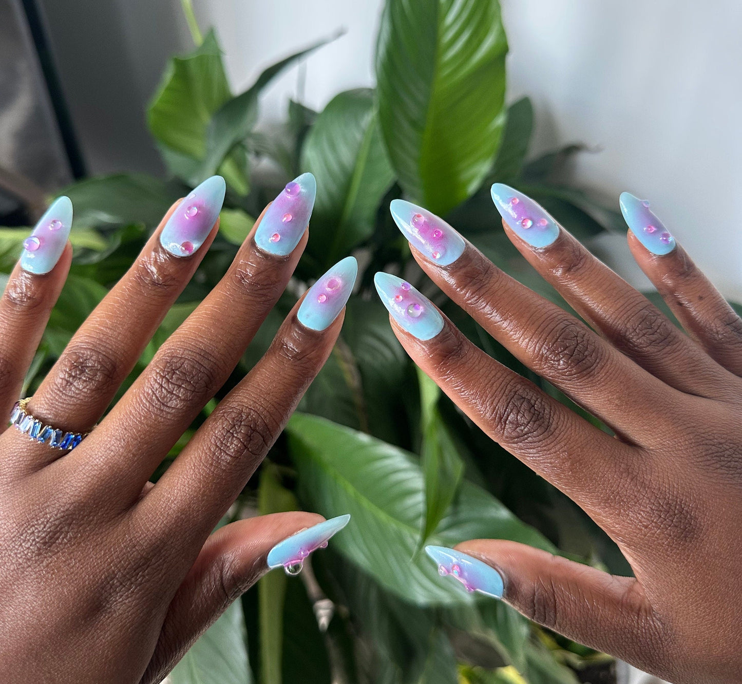 Bubbles | Luxury Press-On Nails